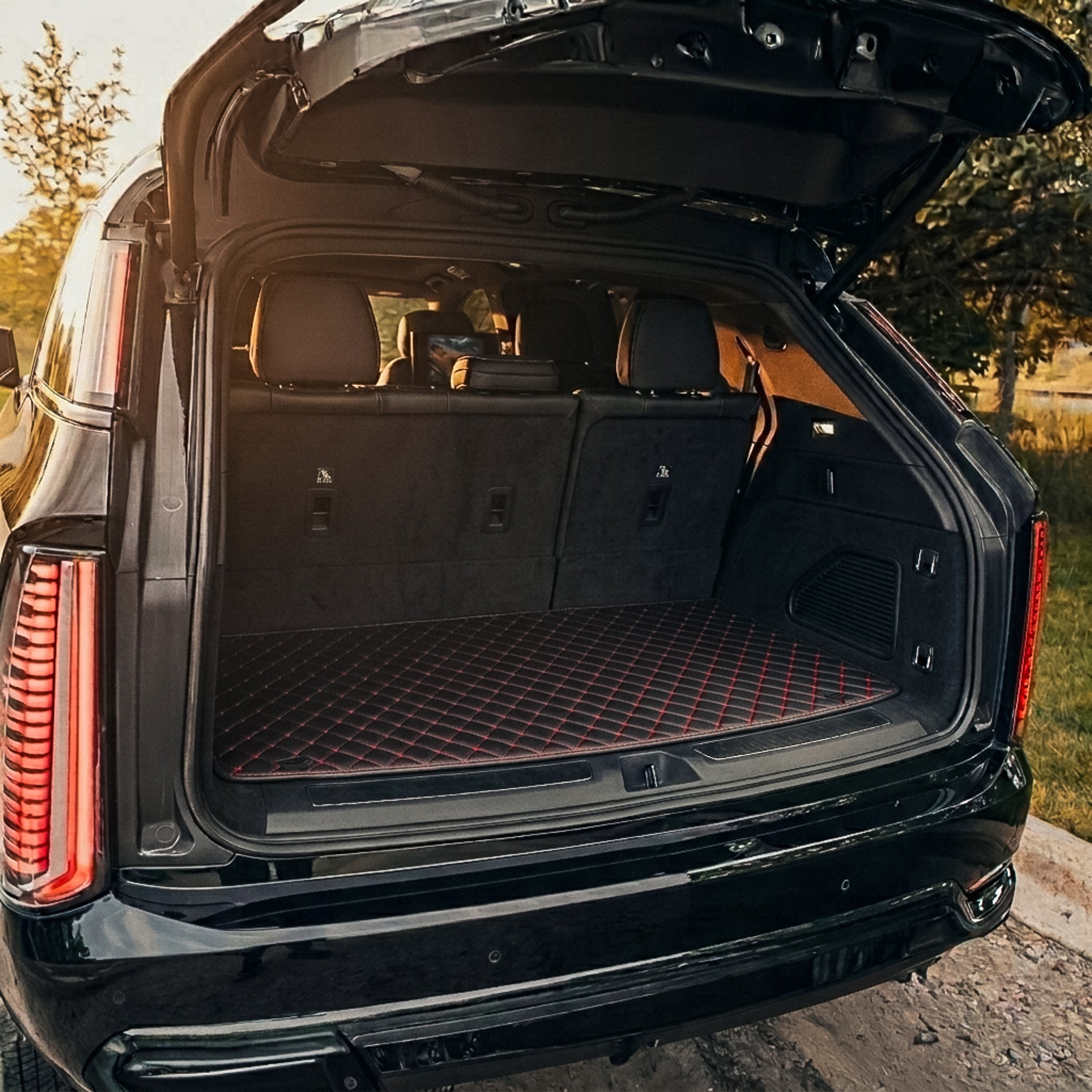 Eco-leather black & red stitching cargo liner with Diamond stitch — Matrikar