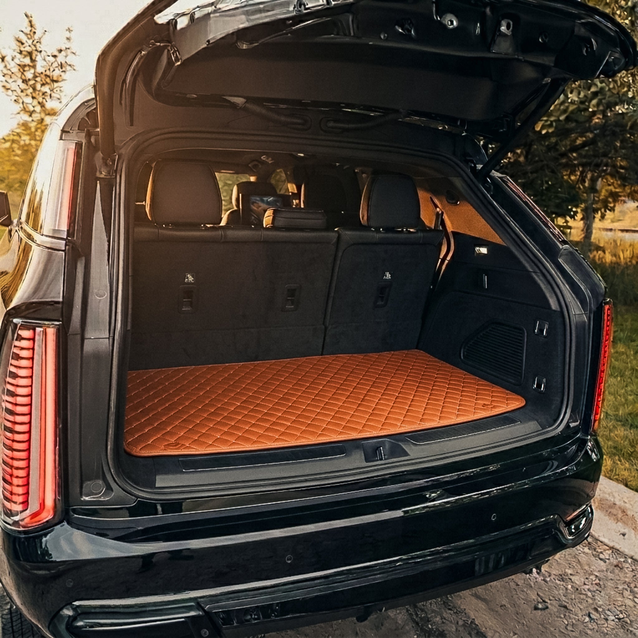 Waterproof Diamond cargo mat in caramel brown eco-leather — Matrikar