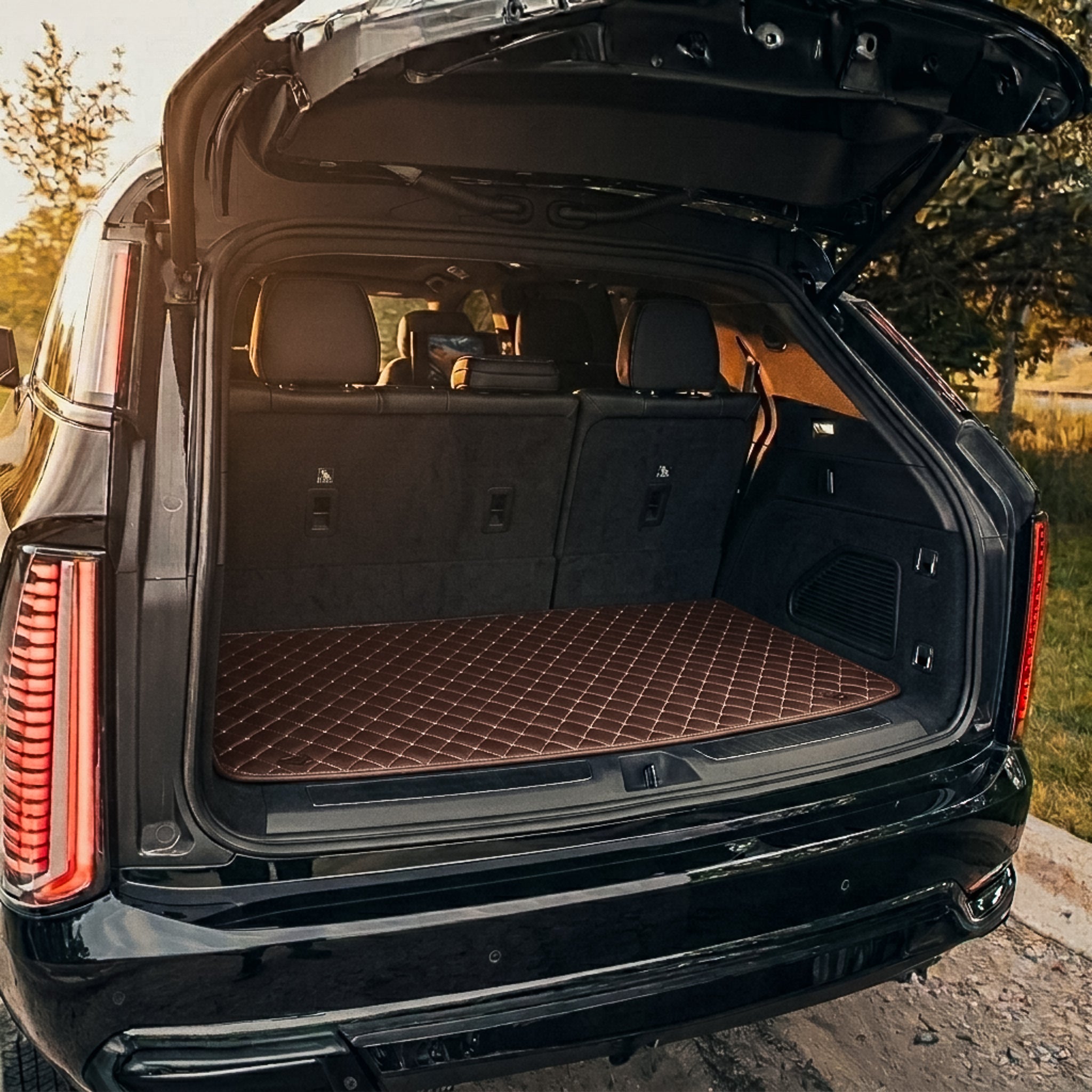 Waterproof Diamond cargo mat in chocolate brown eco-leather — Matrikar