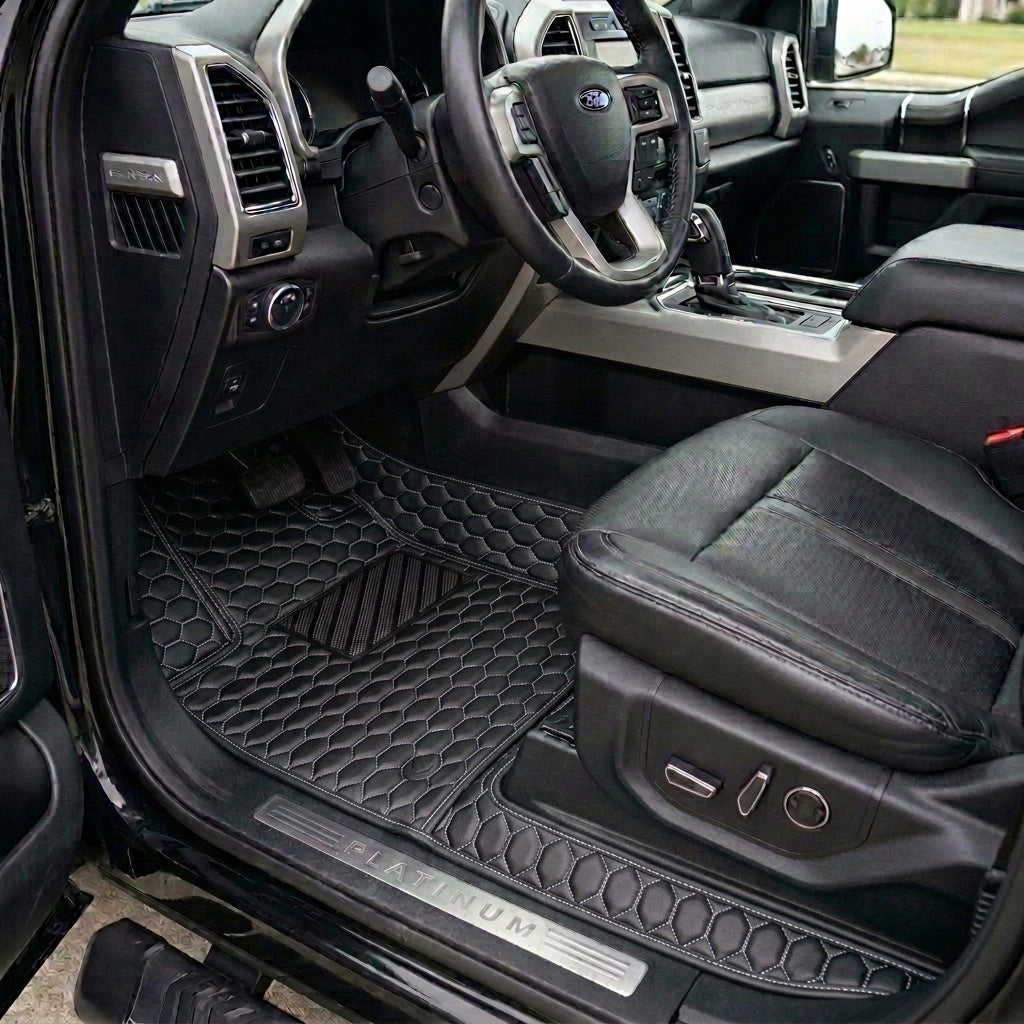 Tapis d'auto sur mesure série Hexa - Surpiqûres noir et blanc